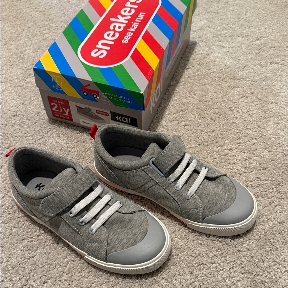 New in Box-See Kai Run Tanner Kids Gray Sneakers